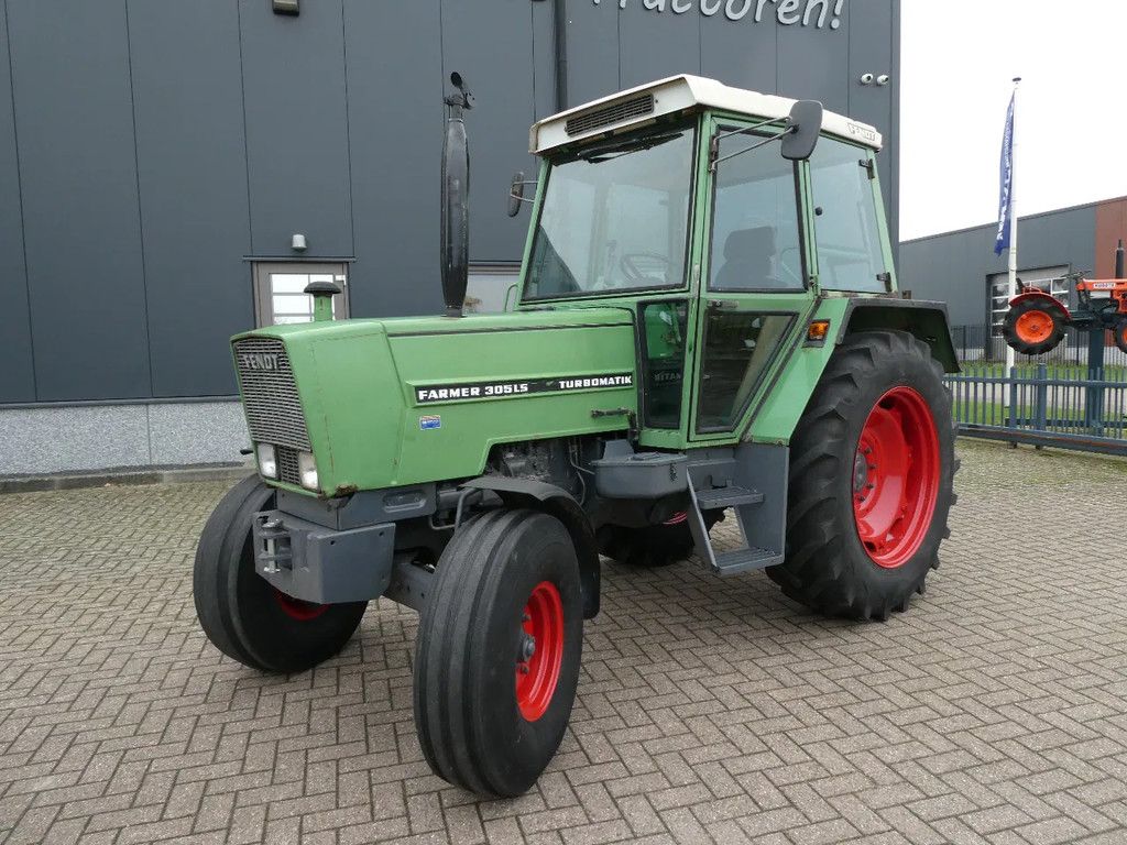 Fendt 305LS Turbomatik / 10549 Draaiuren / GOEDE VERSNELLINGSBAK