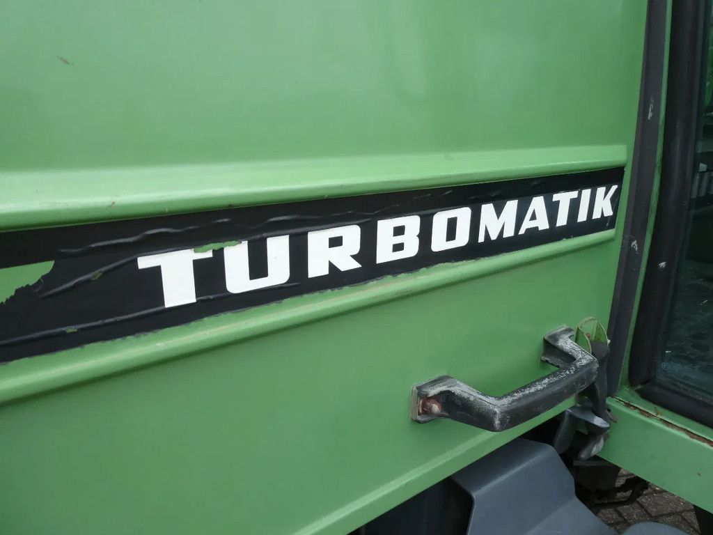 Fendt 305LS Turbomatik / 10549 Draaiuren / GOEDE VERSNELLINGSBAK