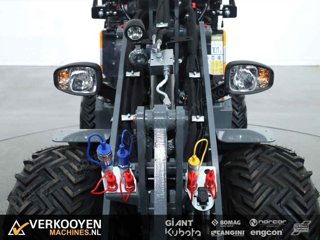 2026 Giant G2300 X-tra HD VK10500