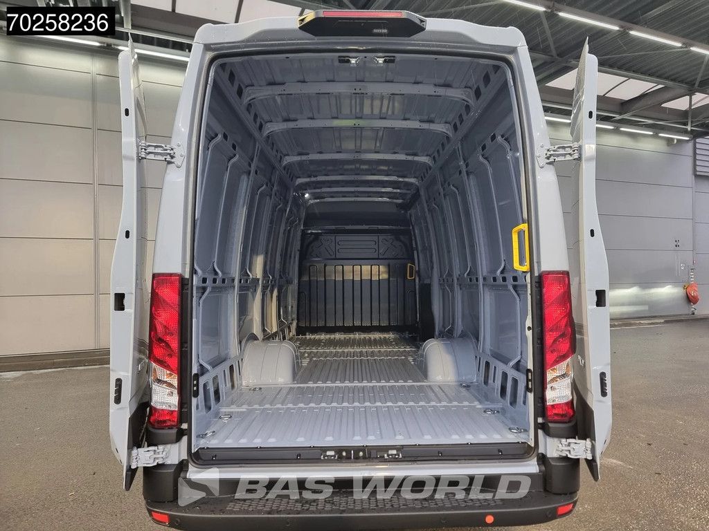 Iveco Daily 35C21 BPM VRIJ! 3.0L Automaat L3H2 210PK Dubbellucht 2025-Model 3,5t Trekvermogen ACC LED CarPlay Camera Parkeersensoren 16m3 Euro6 L4 Long 16m3 Klima