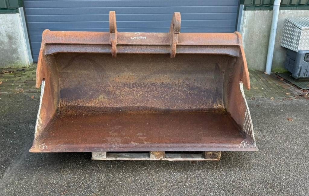 CW30 200cm wide bucket/ bredebak / löffel