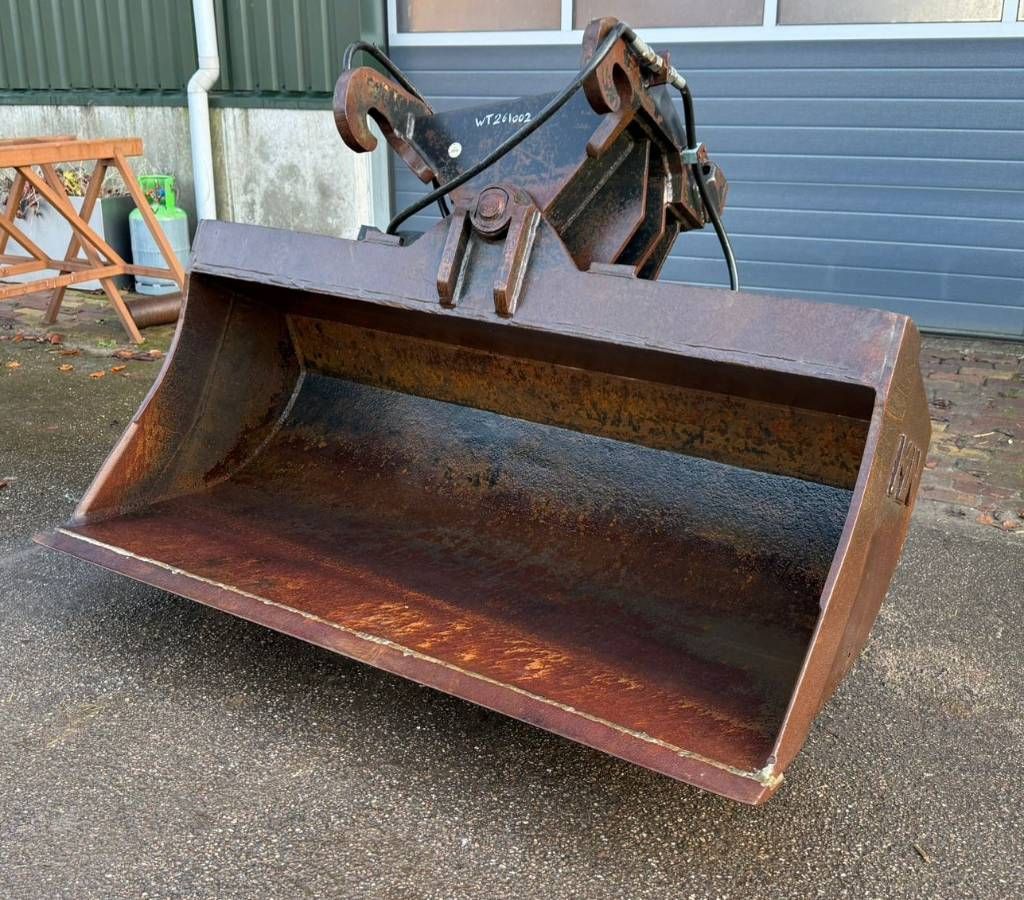 Matt Nielen CW30 tiltbucket / schwenklöffel / kantelbak