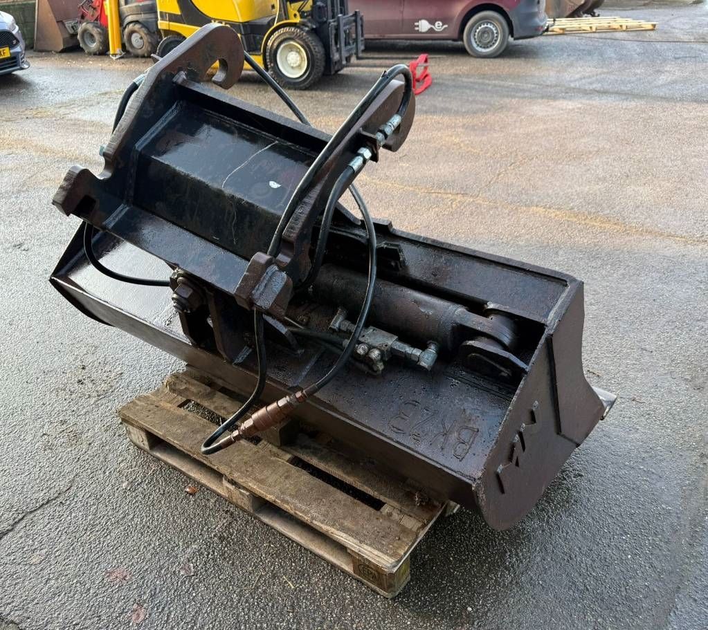 Matt Nielen CW30 tiltbucket / schwenklöffel / kantelbak