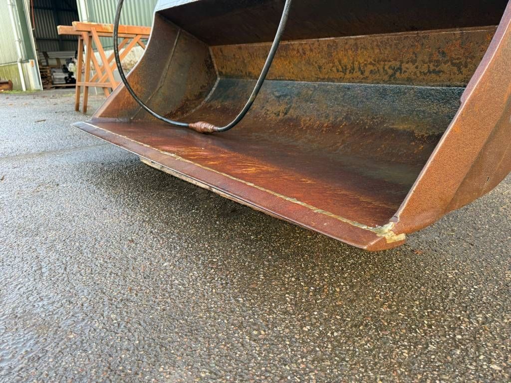 Matt Nielen CW30 tiltbucket / schwenklöffel / kantelbak