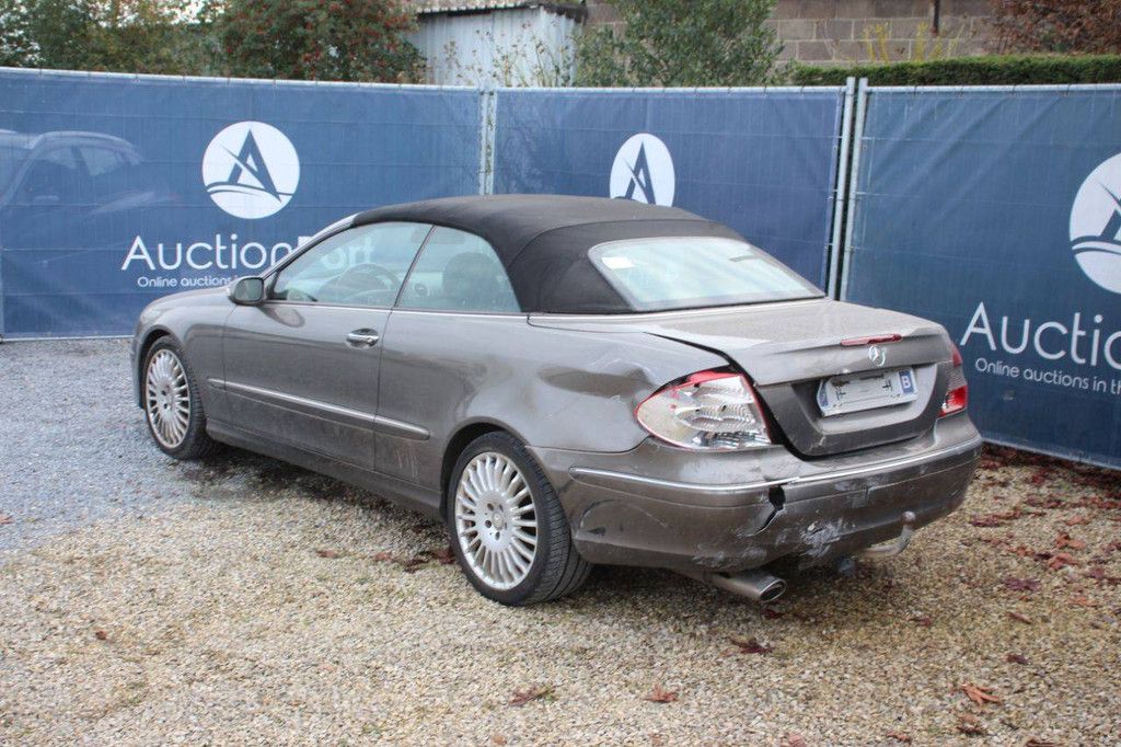 Mercedes-Benz CLK 320 CDI Diesel Cabriolet, Baujahr 2008 (Margin)