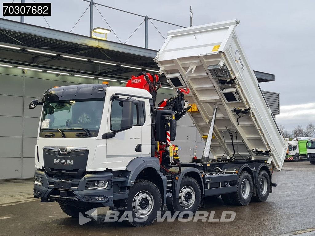 MAN TGS TGS 35.440 8X4 NEW Fassi F275A.0.26 Crane 13m3 3-way KH Kipper Automatic Euro 6