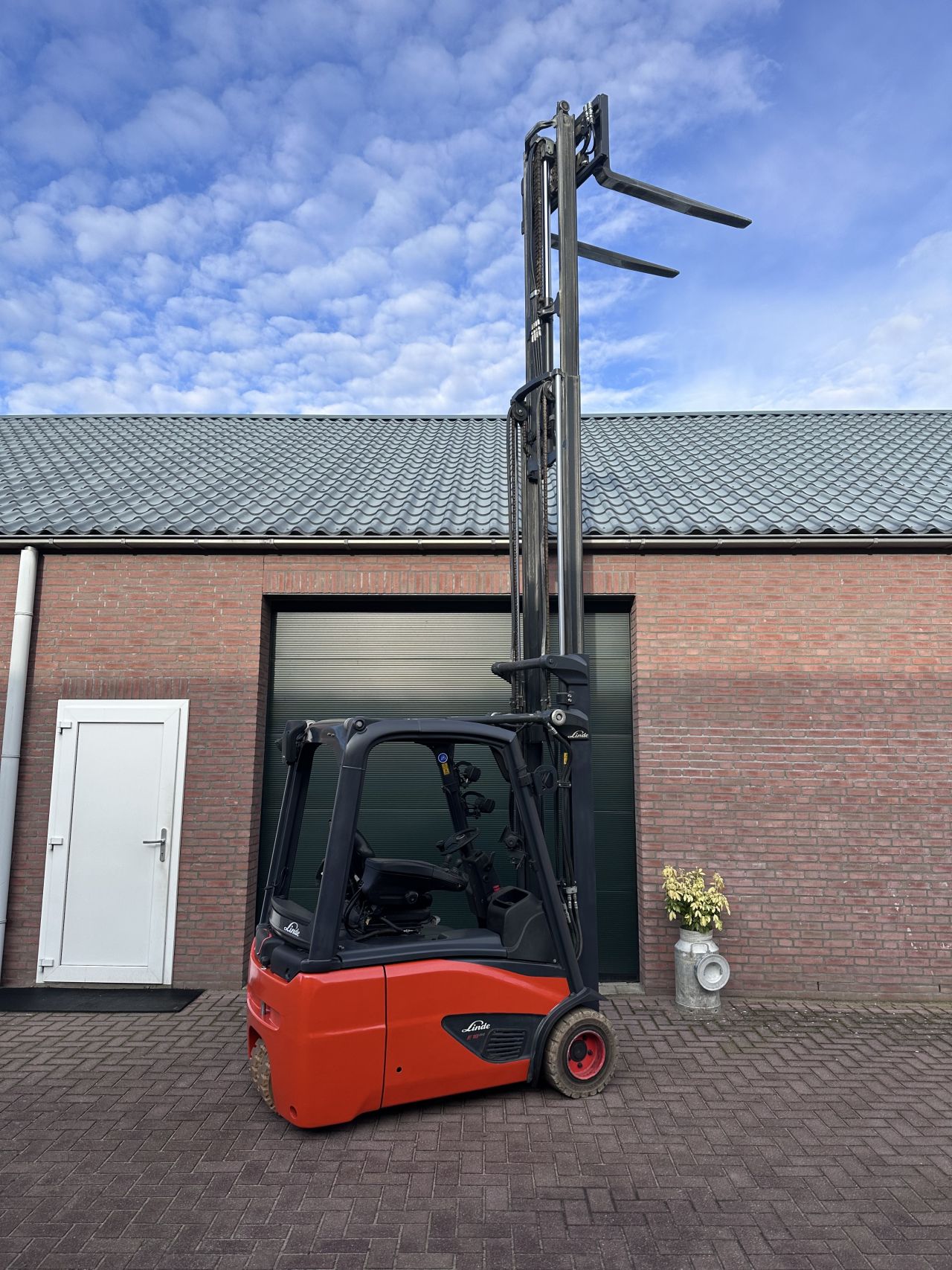 Linde E18-02 4500 uur! Triplo bj. 2018 elektrische heftruck