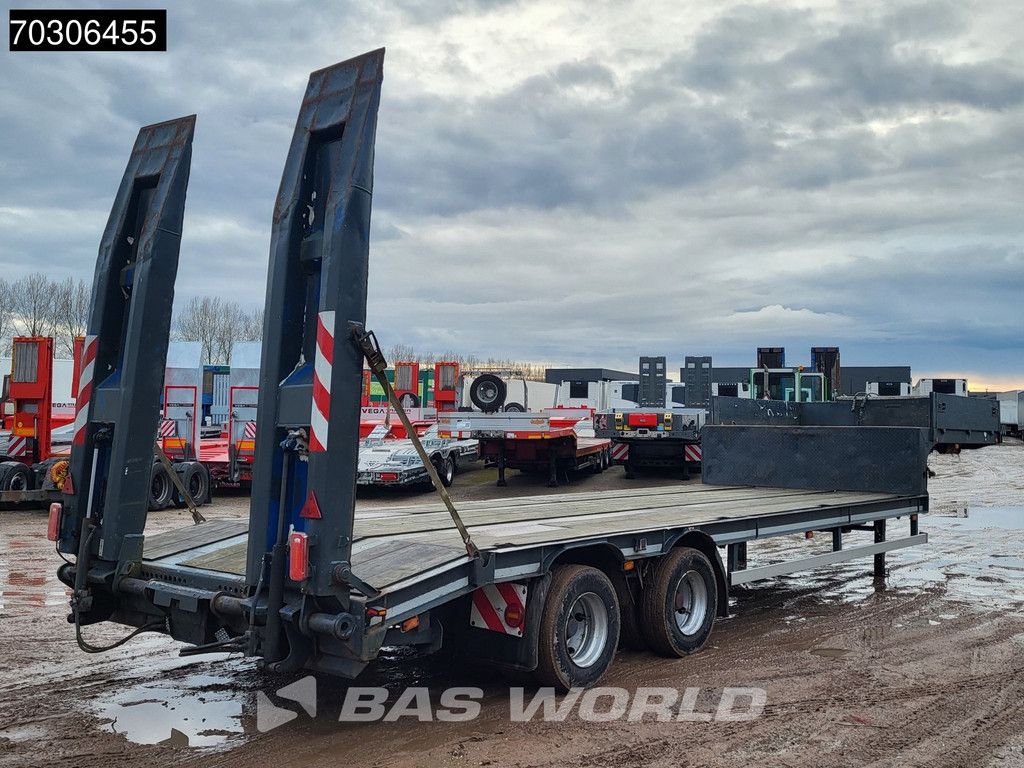 Langendorf 2x Steering Axle Hydraulic Ramps