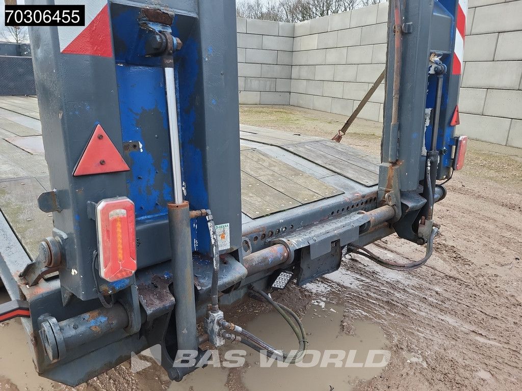 Langendorf 2x Steering Axle Hydraulic Ramps