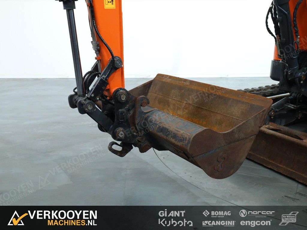 2012 Doosan DX80R + Topcon GPS VK10316