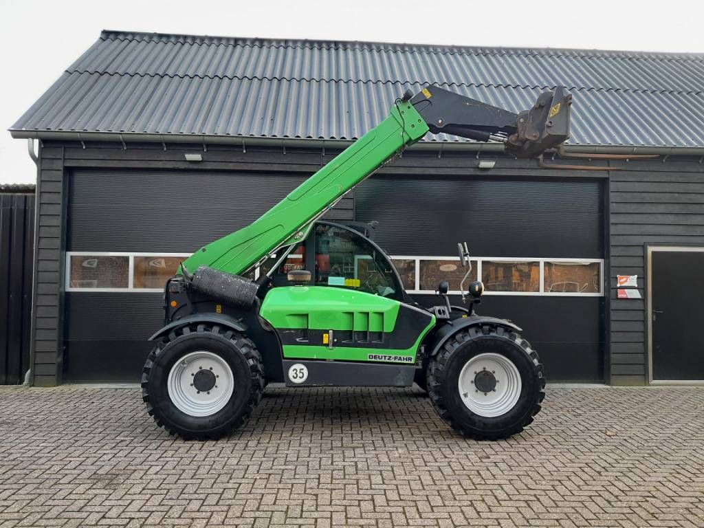 Deutz Agro 35.7 H verreiker bak en vorken
