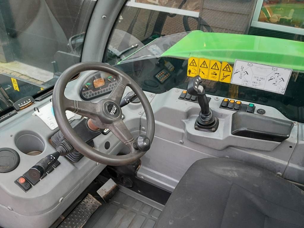 Deutz Agro 35.7 H verreiker bak en vorken