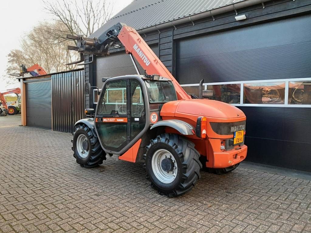 Manitou MLT 627 T MU verreiker NL kenteken