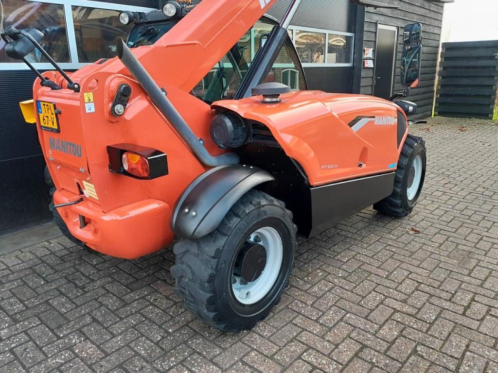 Manitou MT 625 H Comfort verreiker compact met vorken