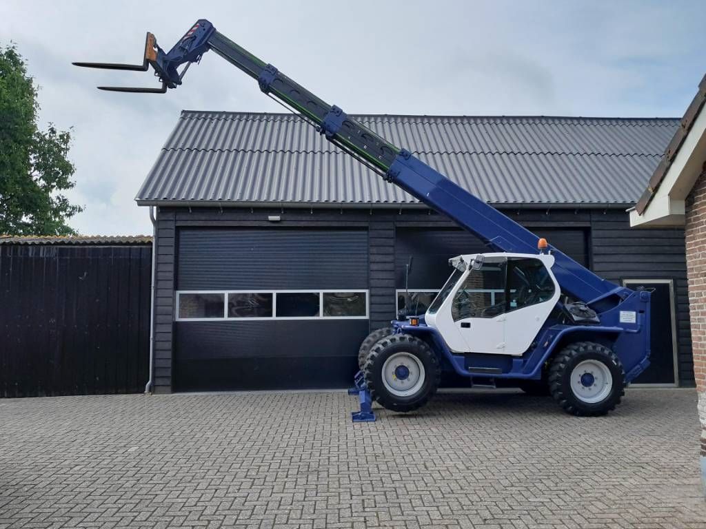 Merlo P 40.17 verreiker met vorken