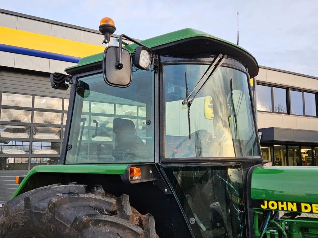 JOHN DEERE 3350 SG2 cabine