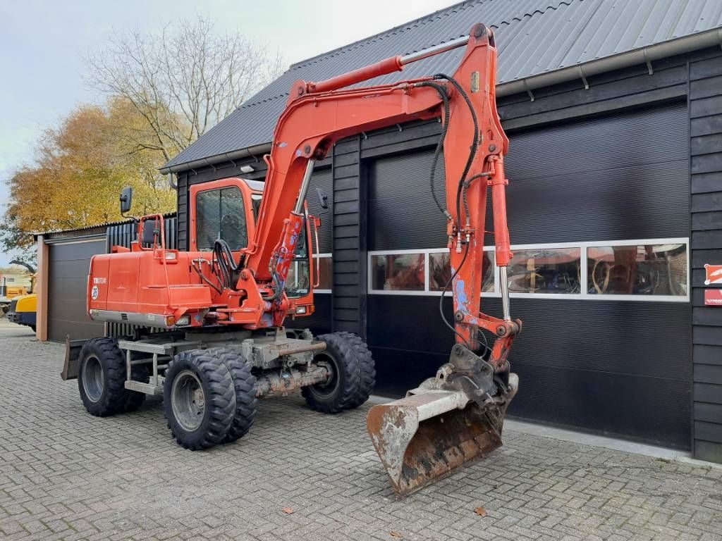 Takeuchi TB070 mobiele kraan graafmachine