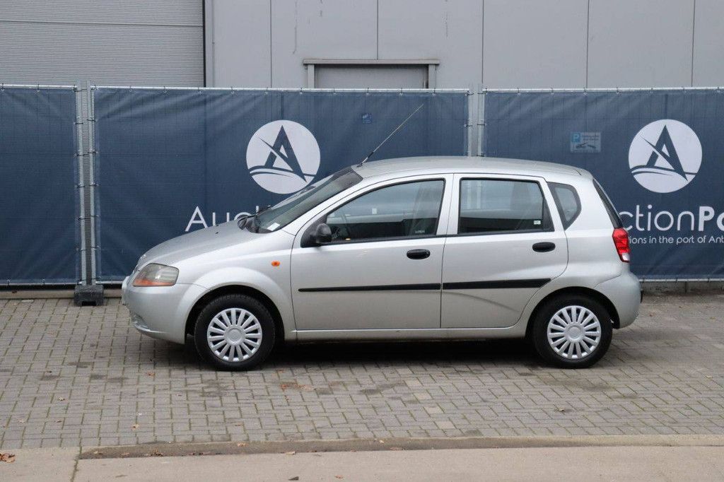 Personenauto Daewoo Kalos Benzine 2004 (Marge)
