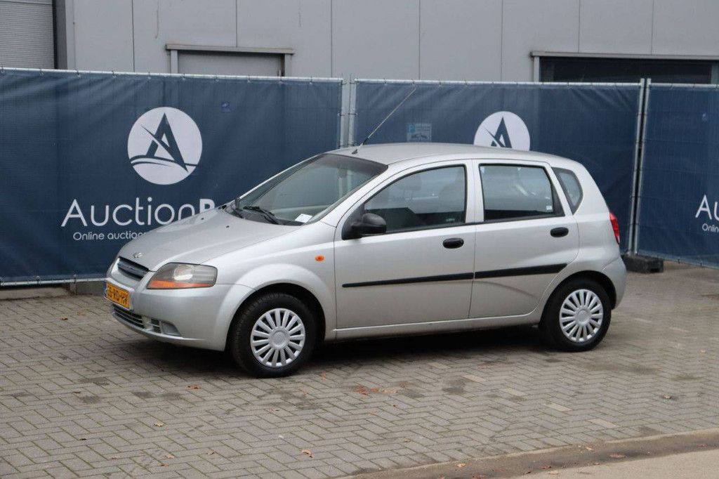 Personenauto Daewoo Kalos Benzine 2004 (Marge)