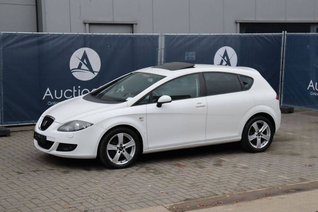 Pkw SEAT Leon Benzin 2009 (Marge)