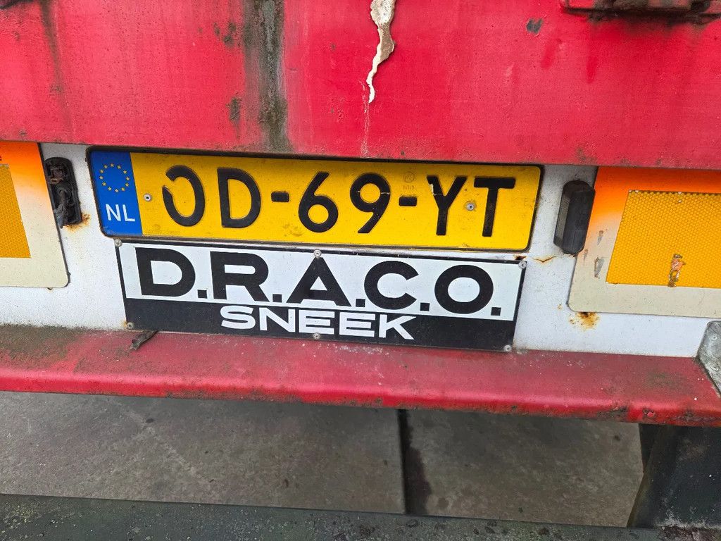 DRACO 1as met vastewand, podium oplegger