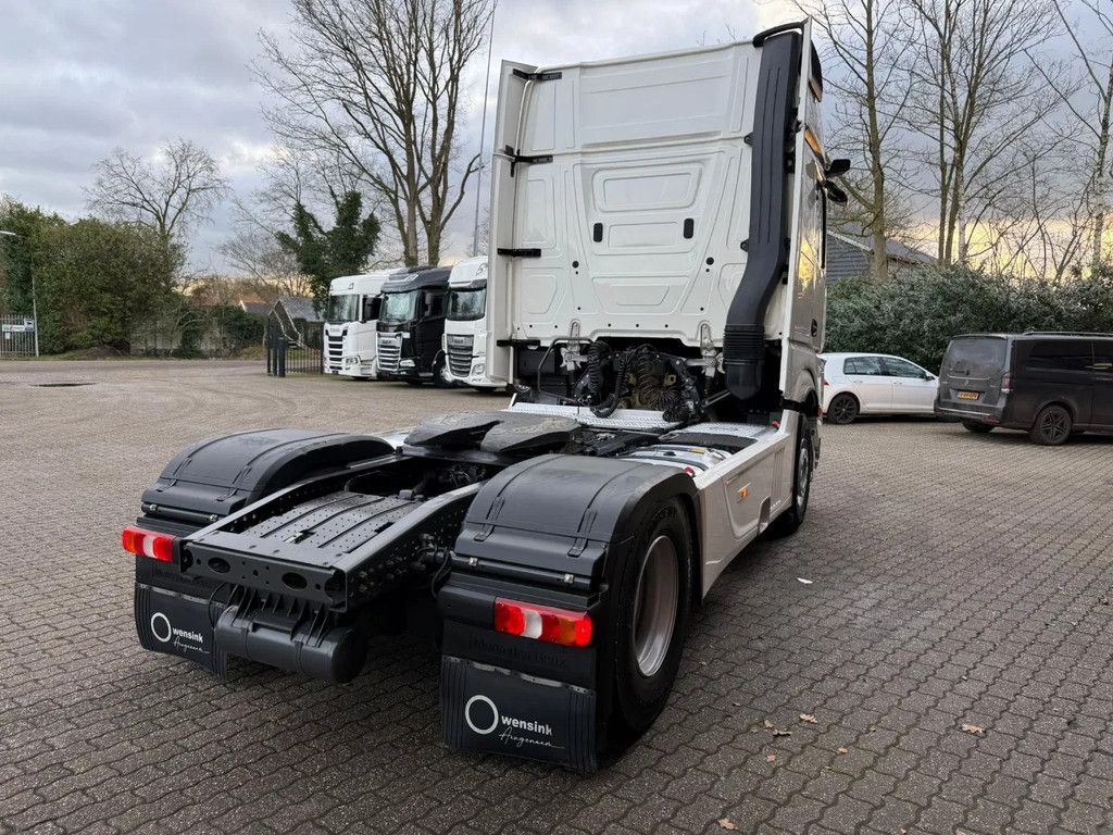 Mercedes-Benz Actros 1845 L Gigaspace 2x tank Standairco Smarttacho 2!