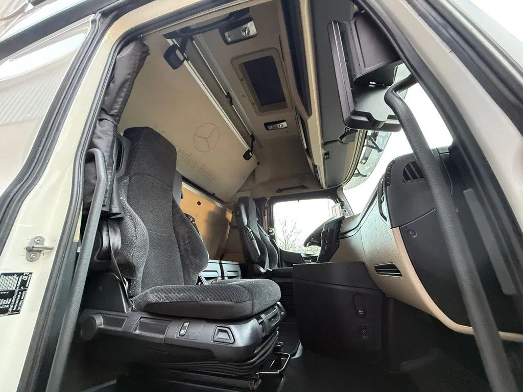 Mercedes-Benz Actros 1845 L Gigaspace 2x tank Standairco Smarttacho 2!