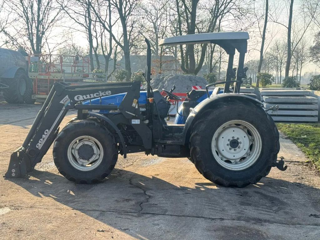 New Holland TN75S + Voorlader 4 WD TN75S + Voorlader 4 WD