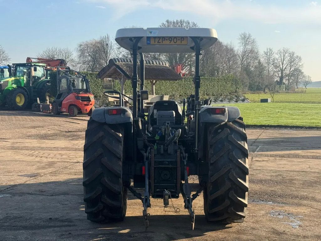 New Holland TN75S + Voorlader 4 WD TN75S + Voorlader 4 WD