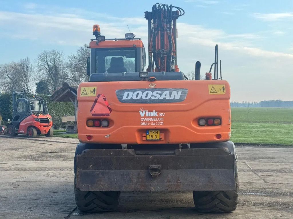 Doosan Dx 140 W