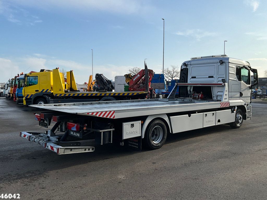 Man TGL 12.220 Euro 6 Recovery truck Just 65.900 km!