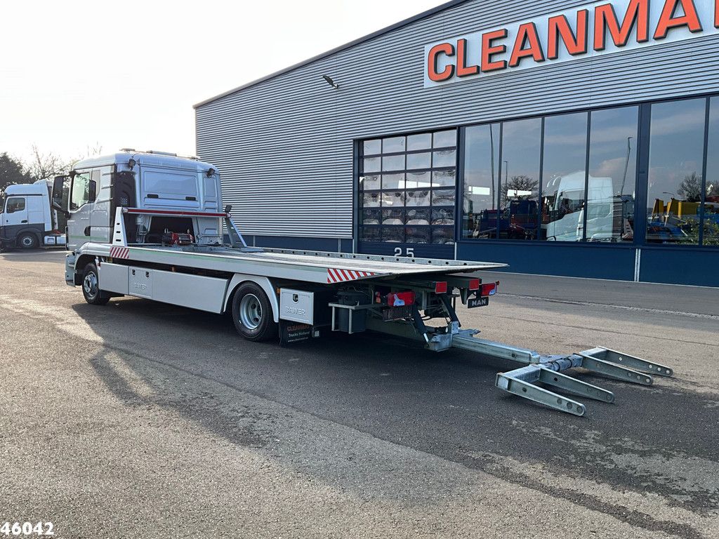Man TGL 12.220 Euro 6 Recovery truck Just 65.900 km!