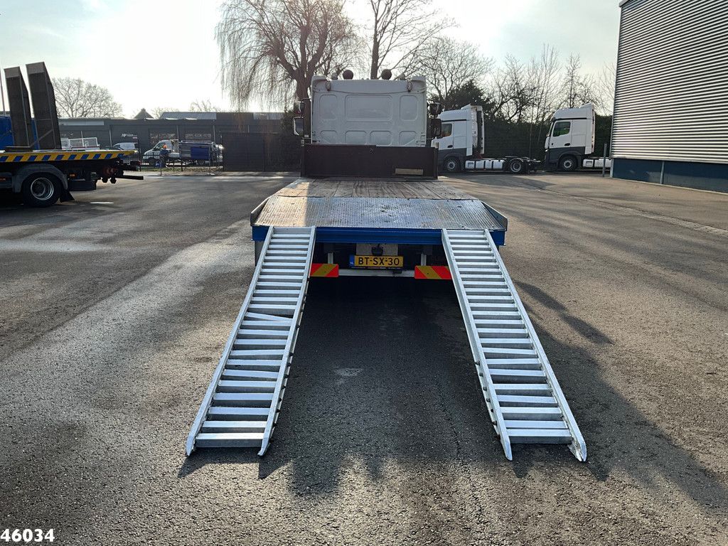 Renault MIDLUM 240-12 Autotransporter met oprijrampen