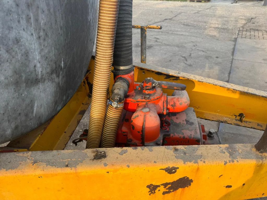 Veenhuis Vacuumtank 5800 Liter + Zodebemester