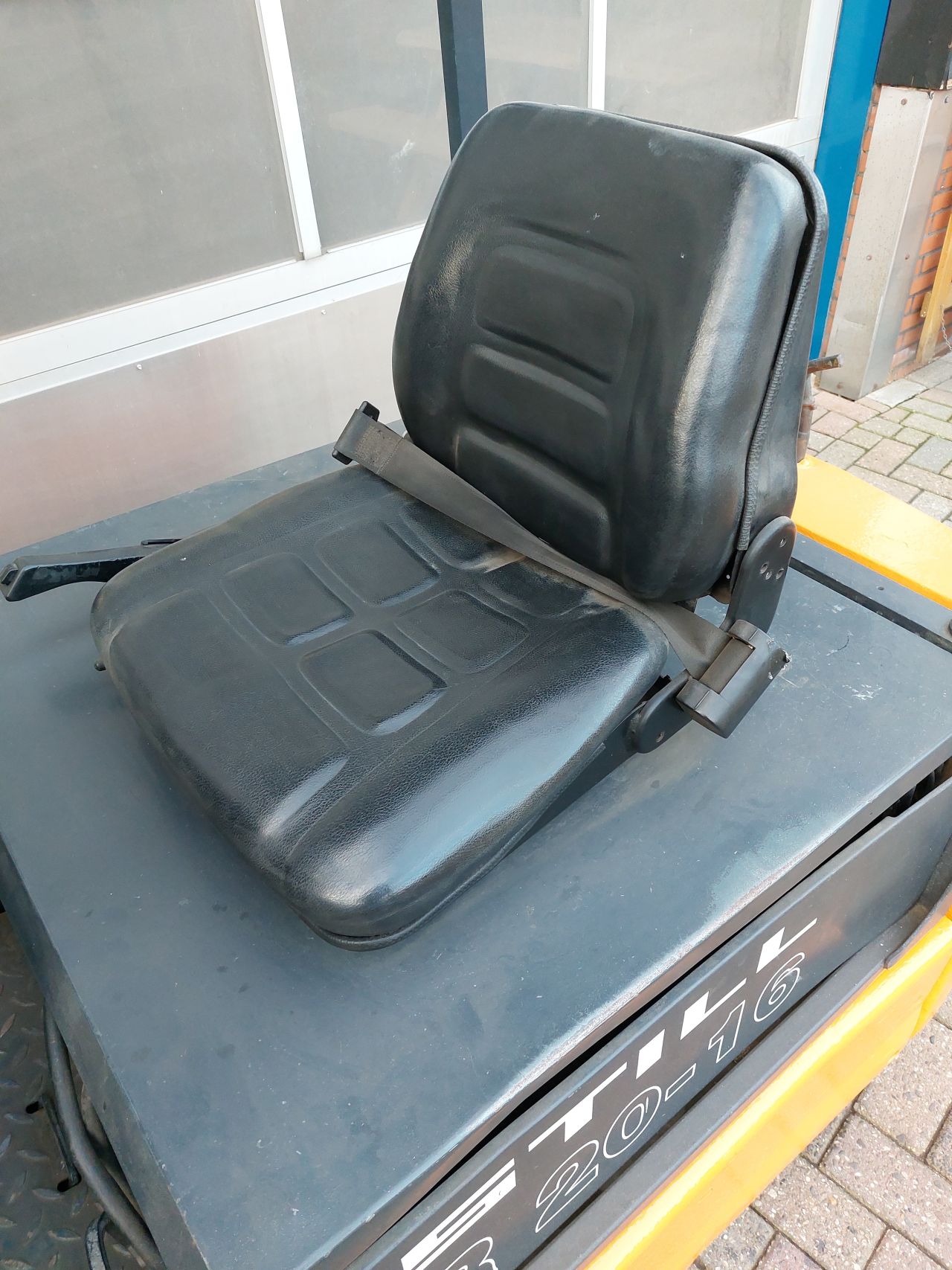 Still R20-16 triplex sideshift