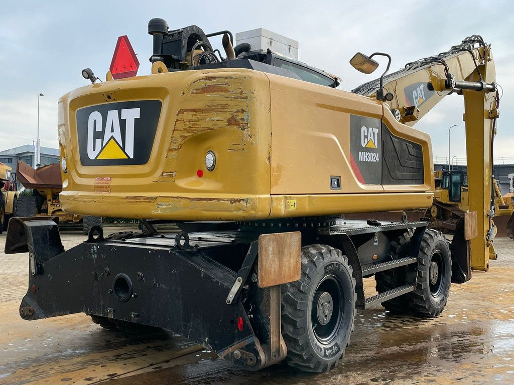 Caterpillar MH3024