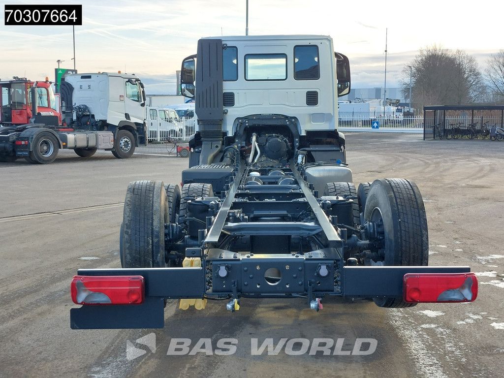 Iveco X-Way 400 6X2 NEW! Chassis Lift+Steering axle ACC Euro 6