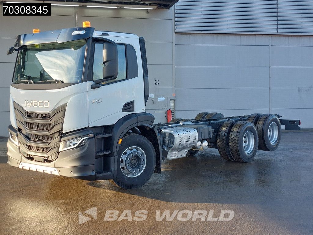 Iveco X-Way 360 6X2 NEW! Chassis Lifting axle ACC Euro 6