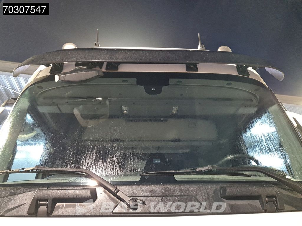 Renault T 520 4X2 TUV 11-2026 Hydraulik German Sleeper Cab