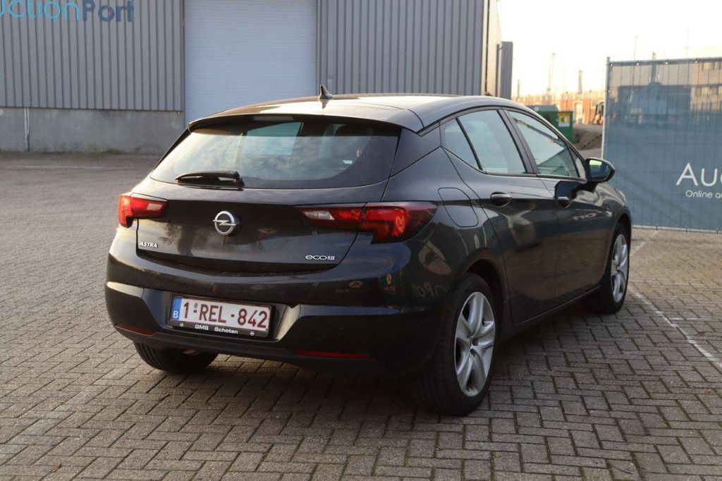 Passenger car Opel Astra ecoFLEX Petrol 2016 (Margin)