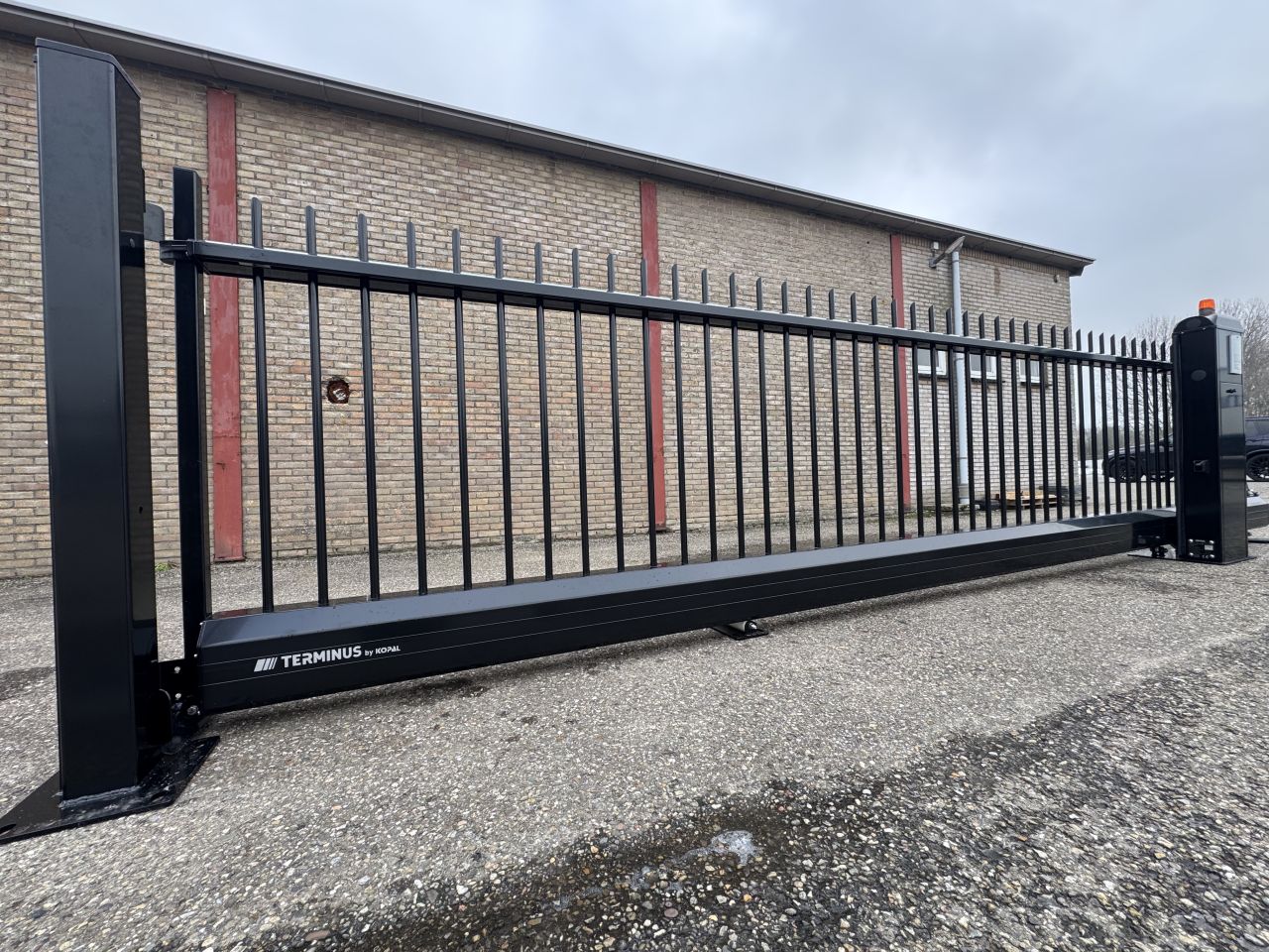 Volautomatische Schuifpoort Nieuw !