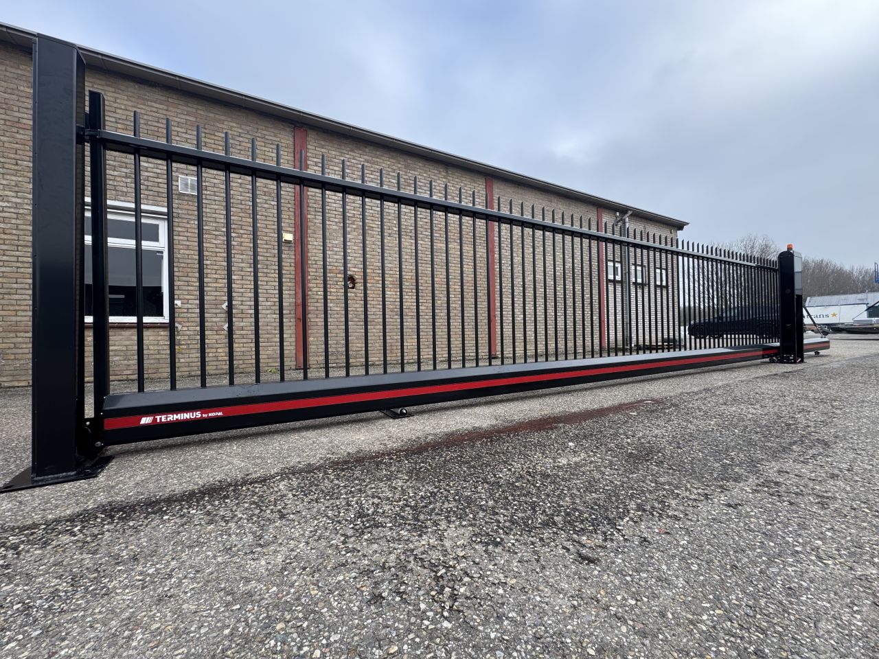 Volautomatische Schuifpoort Nieuw !!