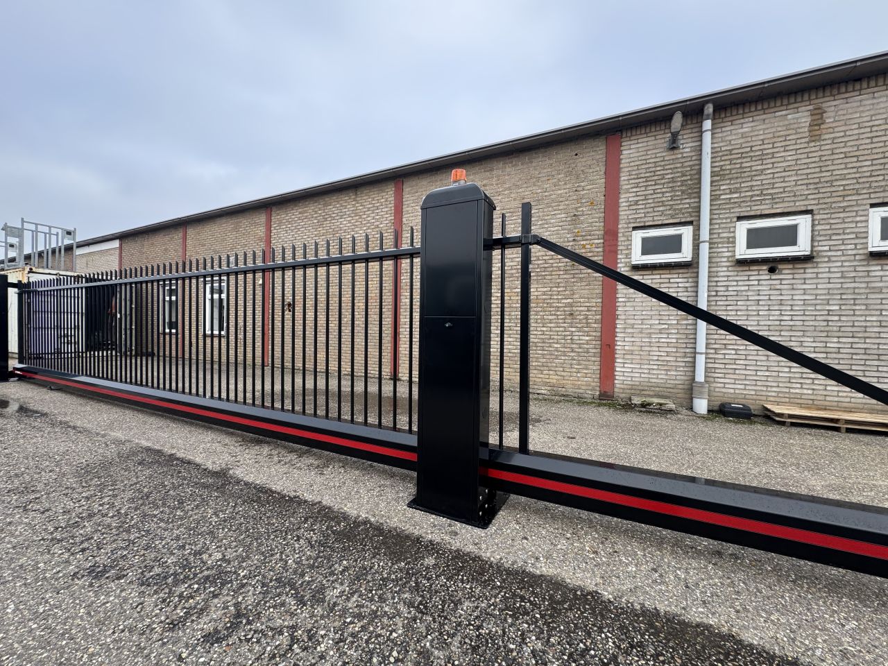 Volautomatische Schuifpoort Nieuw !!