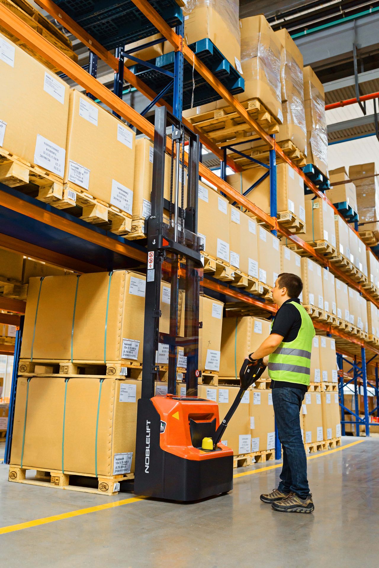 Noblelift elektrische stapelaar 2900 mm 1200 kg Li-ion