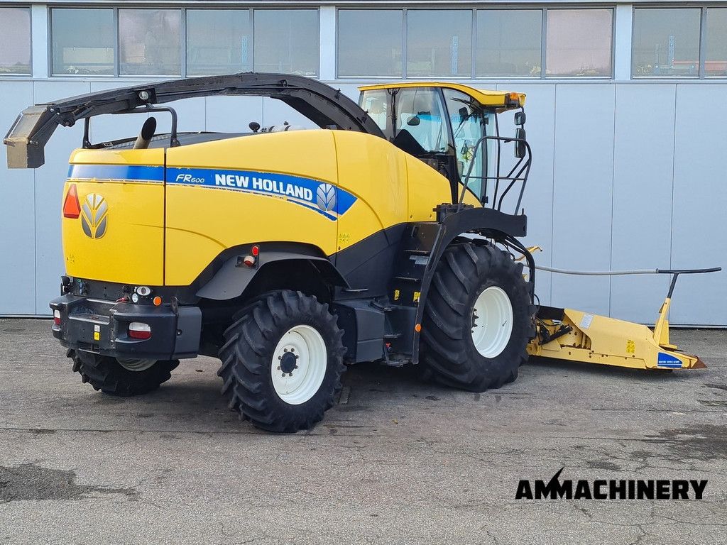 New Holland FR600