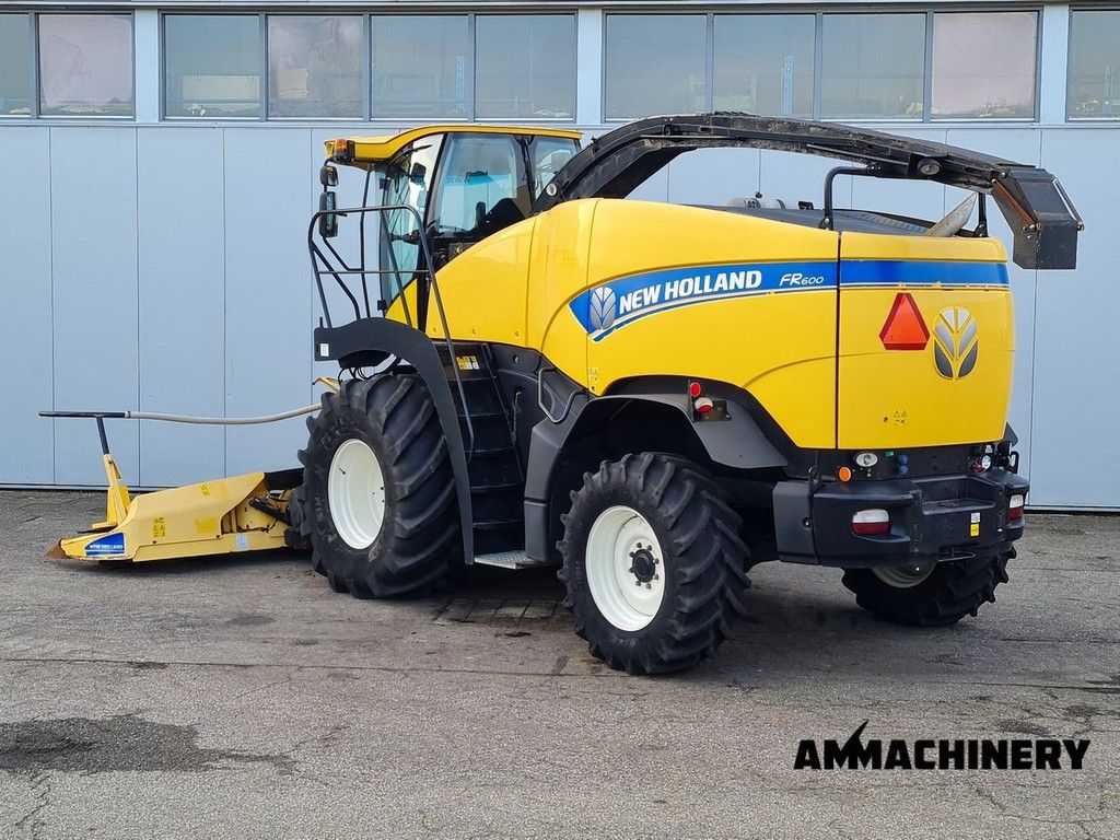 New Holland FR600