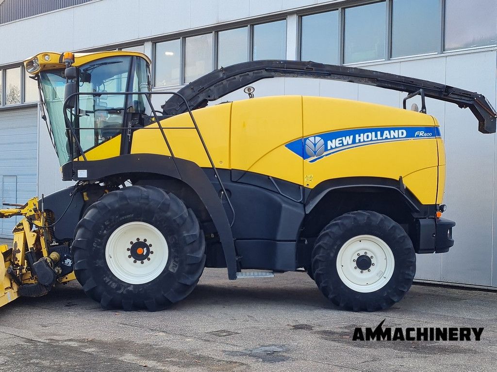 New Holland FR600