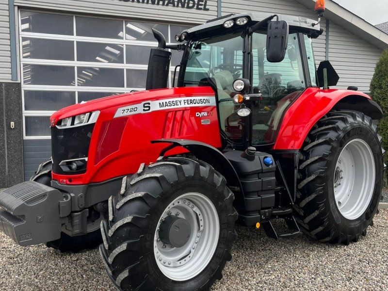 Massey Ferguson 7720S clusive Dyna VT