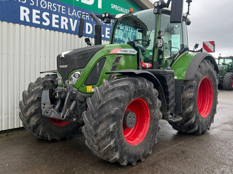 Fendt 720 Vario S4 Profi Plus