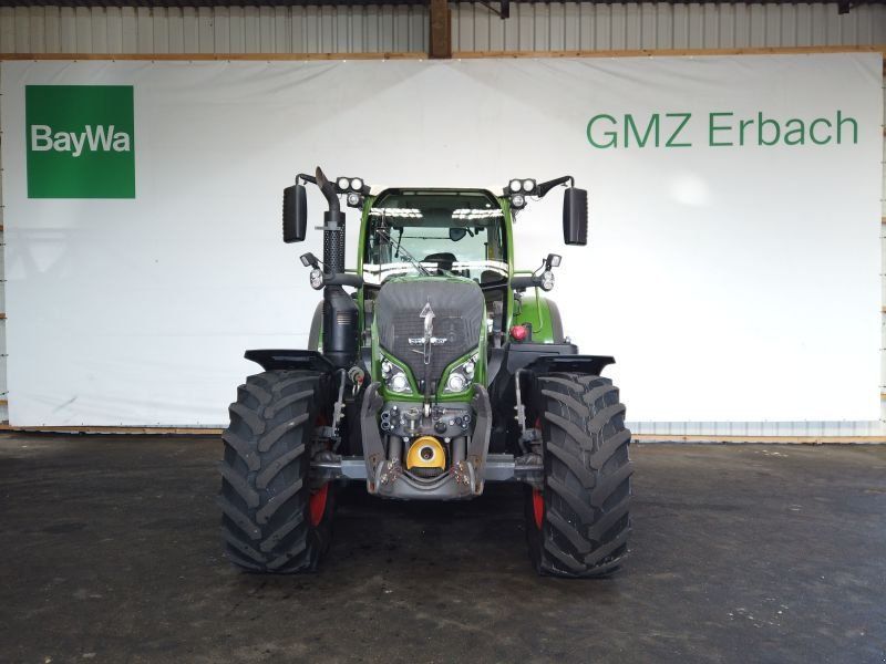 Fendt 718 VARIO S4 PROFI PLUS